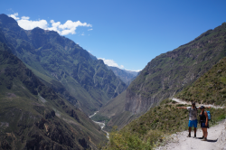 SERVICIO EN GRUPO CON HABITACION PRIVADA + TRF PUNO - SOLO TRANSPORTE Y GUIA